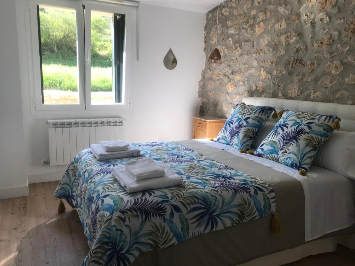 El Pecu Casa Rural Starfamiliar Bustillo Del Paramo Экстерьер фото