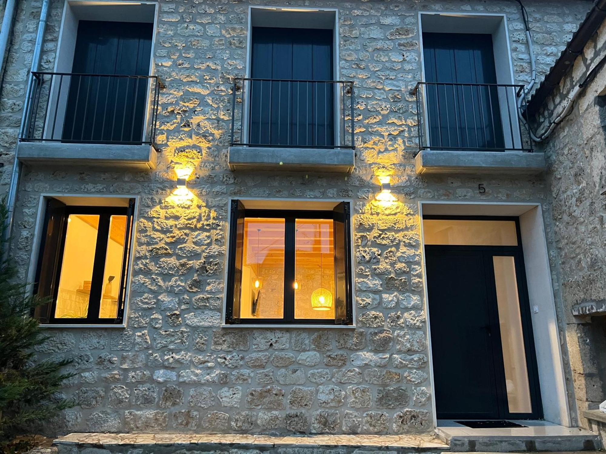 El Pecu Casa Rural Starfamiliar Bustillo Del Paramo Экстерьер фото