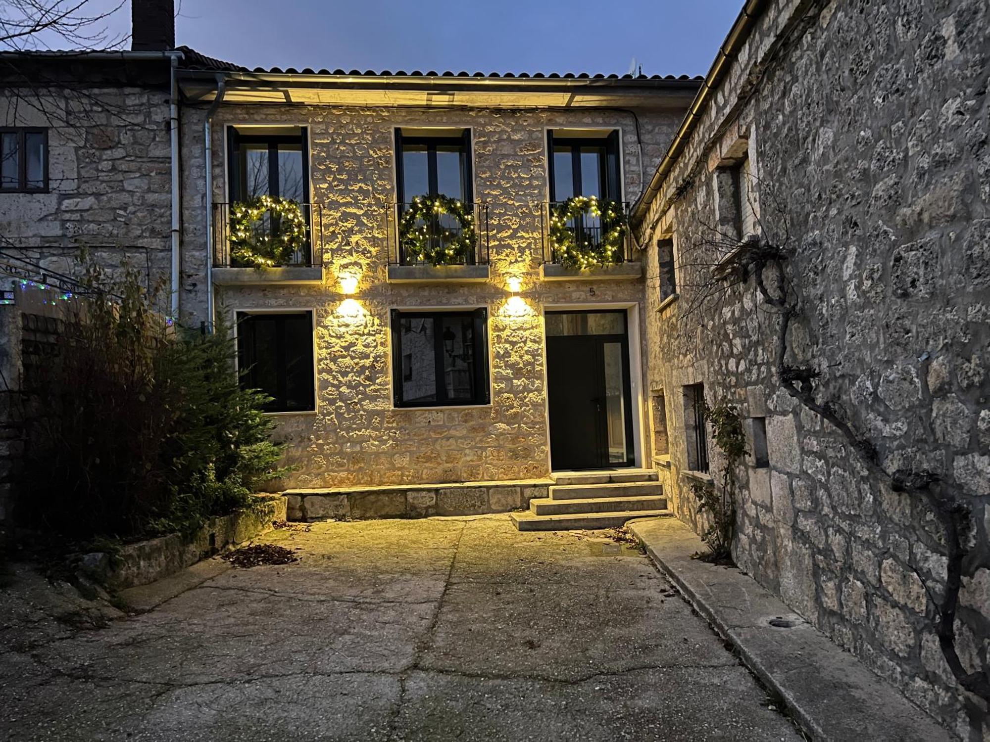 El Pecu Casa Rural Starfamiliar Bustillo Del Paramo Экстерьер фото
