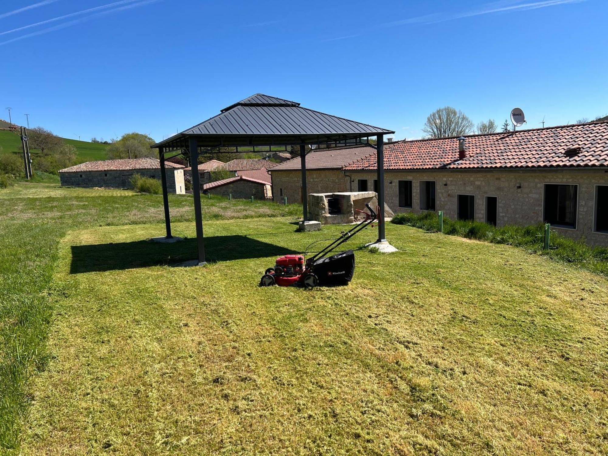 El Pecu Casa Rural Starfamiliar Bustillo Del Paramo Экстерьер фото